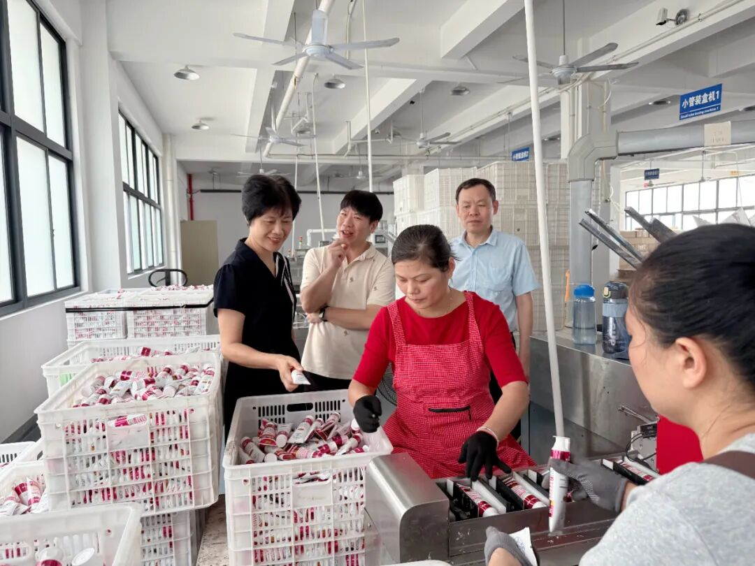 蔡国萍走访调研挂钩联系重点企业